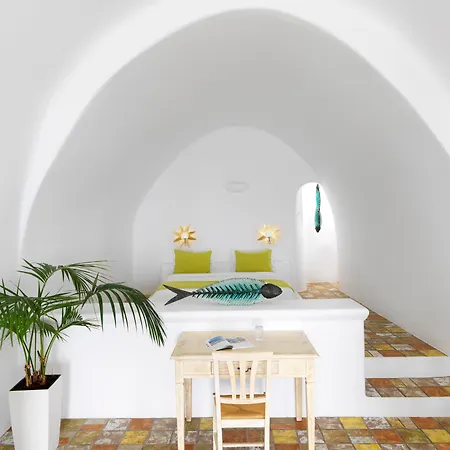 Astra 4* Imerovigli (Santorini)